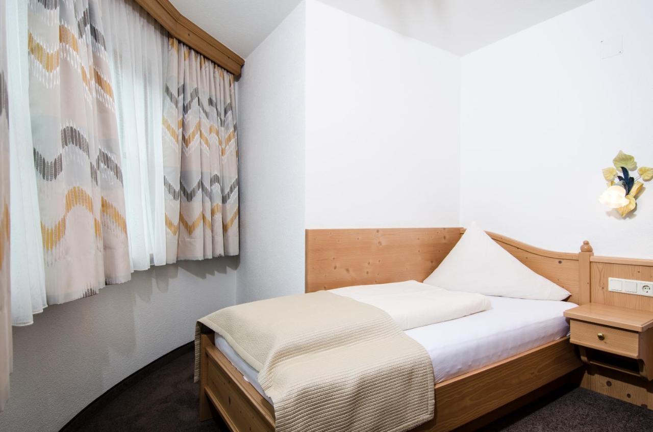 Hotel Garni Subretta Ischgl Kültér fotó
